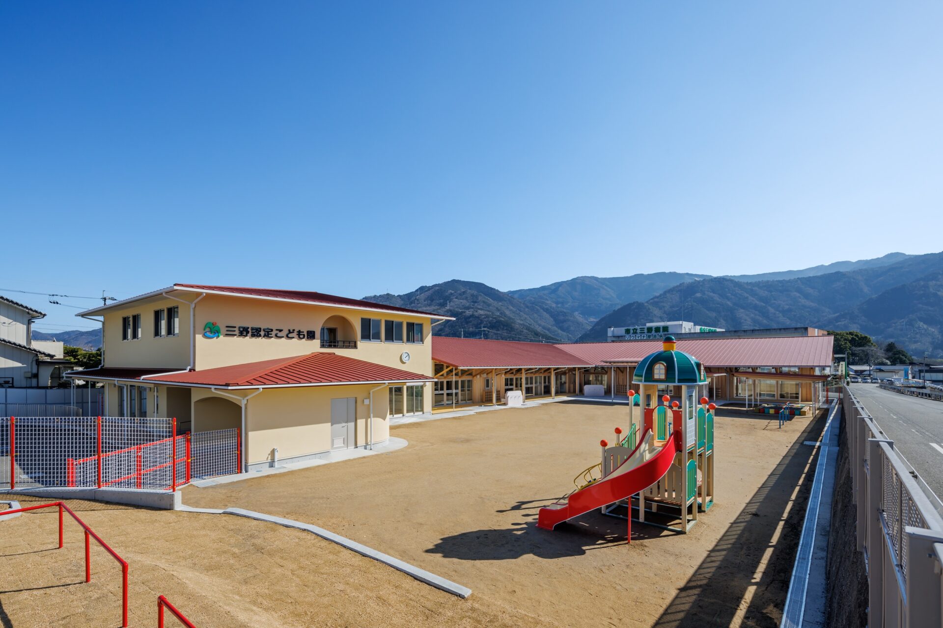 三野認定こども園／(株)スバル設計