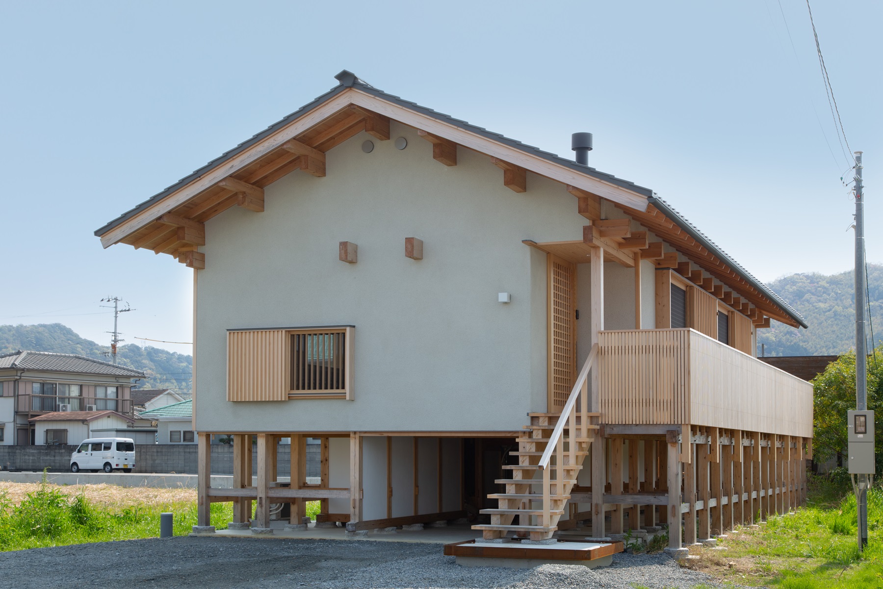R3日事連建築賞優秀賞(小規模建築部門)・小さな石場建ての家／環境デザインワークス(設計)